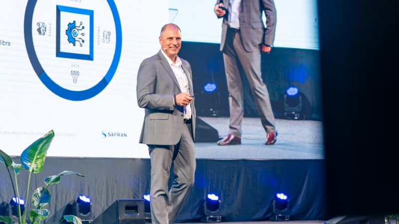 Digitalisierung funktioniert nicht ohne Menschen. Wie Safran Cabin 75 Millionen Euro eingespart hat